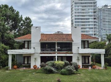 Foto1 · Venta Casa 6 Dorm.. Playa Brava, Punta del Este.