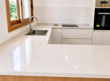 Casa · 180m² · 4 Ambientes · 1 Cochera · Casa en Venta en Santa Ana, Villanueva, Tigre