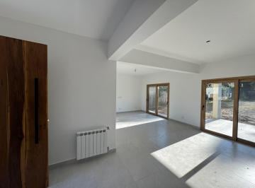 Casa · 180m² · 4 Ambientes · 1 Cochera · Casa en Venta en Santa Ana, Villanueva, Tigre