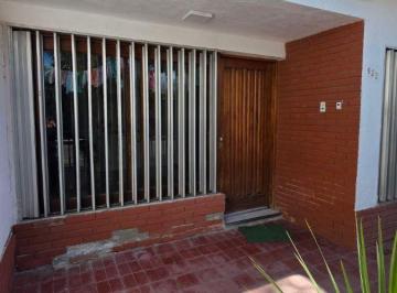 Casa de 5 ambientes, Tunuyán · Casa con 300 m² Terreno, 2 Dorm. en Venta, Tunuyán