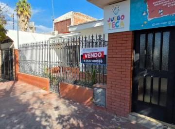 Casa de 5 ambientes, Tunuyán · Casa con 300 m² Terreno, 2 Dorm. en Venta, Tunuyán