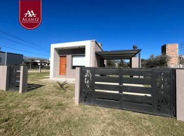 Casa de 3 ambientes, Villa Merlo · Hermosa Casa en Venta en Merlo, con Detalles Únicos
