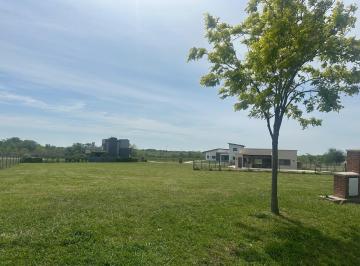 Terreno · 827m² · Terreno en Venta en Área 13 - Barrio Privado San Sebastián