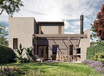 Casa de 4 ambientes, San Fernando · Casa Refaccionada a Nueva en Punta Chica