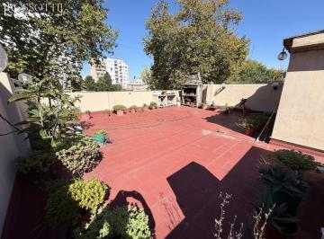 PH · 148m² · 6 Ambientes · PH de 5 Amb con Dep. Serv. y Gran Terraza - Al Frente - Entrada Independiente - Muy Luminoso