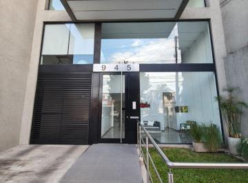 Departamento de 4 ambientes, Lomas de Zamora · Departamento 4 Ambientes con Cochera en Banfield.