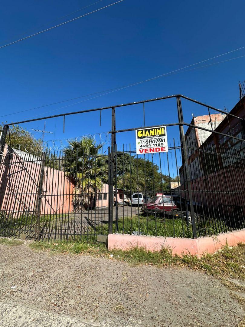 Av. Pte. Peron 3199. Entre Las Delicias y Letonia, San Miguel, GBA Norte