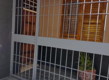 Casa de 3 ambientes, Ciudad de Mendoza · Casa Lista Para Habitar!
