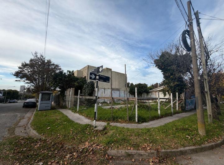 Terreno · 250m²