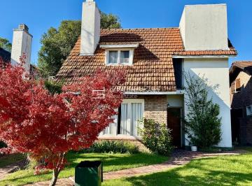 Casa · 110m² · 3 Ambientes · 3 Cocheras · Casa Chalet en Venta en Maschwitz Country Club, Escobar, G. B. a. Zona Norte
