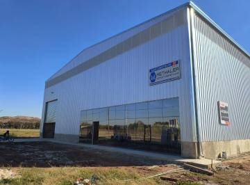 Bodega-Galpón · 2700m² · Galpon 2700 m² Cubiertos en Alquiler