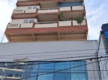 Departamento · 90m² · 5 Ambientes · Bv. Avellaneda Bis 776 - 2 Dorm.