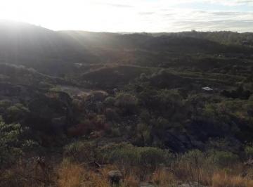 Terreno · 1200m² · Tanti, Lotes en Entorno Natural con Servicios