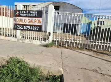 Bodega-Galpón · 300m² · Alquilo Galpón - Godoy Cruz