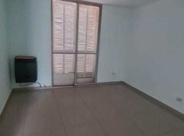 Casa de 5 ambientes, Carrodilla · Alquiler, Casa en Barrio Beghin