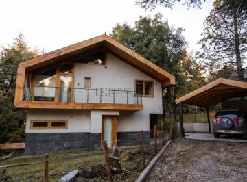 Casa · 172m² · 4 Ambientes · 2 Cocheras · Casa 3 Dorm. + Playroom en Pinar del Lago Bariloche