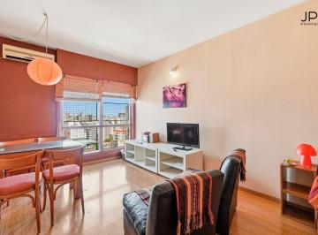 Departamento de 1 ambiente, Barracas · Venta Gran Monoambiente Vista Panorámica, Amoblado y Equipado