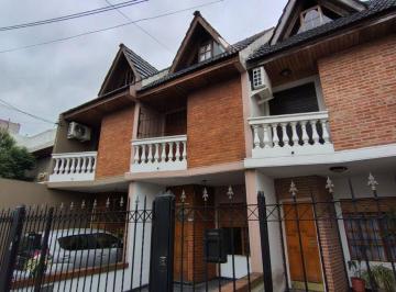 Casa · 76m² · 4 Ambientes · 1 Cochera · Venta Triplex 4 Ambientes Ramos Mejia