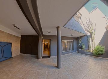 Casa · 148m² · 8 Ambientes · 2 Cocheras · Casa en Venta – Pasaje Deseado 5200 - Devoto