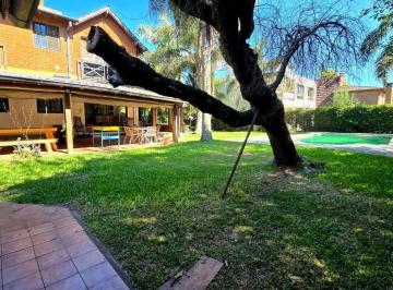 Casa · 159m² · 4 Ambientes · 2 Cocheras · Venta de Casa 4 Ambientes en Loma Verde Escobar