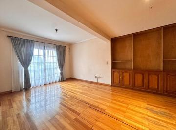 Departamento · 68m² · 3 Ambientes · Venta Depto 3 Amb C/balcón, Apto Crédito, Adrogué