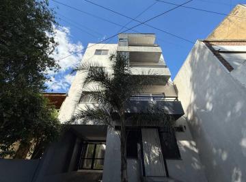 Departamento · 61m² · 3 Ambientes · 1 Cochera · Departamento Tres Ambientes en Venta