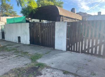 Casa · 150m² · 2 Ambientes · 1 Cochera · Venta de 3 Departamentos Ituzaingo Norte C /renta