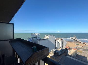 Departamento · 61m² · 3 Ambientes · 1 Cochera · Alquiler Depto 3 Amb Centro Cochera Maral 48