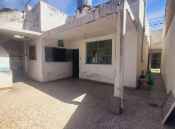 Casa · 70m² · 3 Ambientes · Venta Casa a Reciclar San Martin Villa Maipu