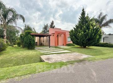 Casa · 100m² · 3 Ambientes · 2 Cocheras · Venta Casa Manzanares Chico Pilar Apta Credito