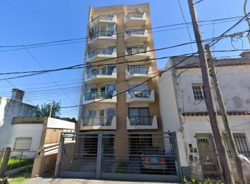 Departamento · 40m² · 2 Ambientes · Alquilo en Palomar Departamento de 2 Ambientes con Balcon y Espacio Cochera F: 11048