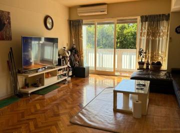 Departamento · 103m² · 4 Ambientes · 4 Ambientes en Floresta! Excelente Ubicacion