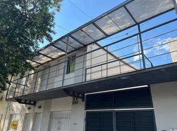 Departamento · 32m² · 2 Ambientes · 1 Cochera · Venta Departamento Al Frente con Cochera