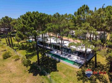 Casa · 264m² · 6 Ambientes · 2 Cocheras · Casa en Venta Isla del Golf Pinamar Premium