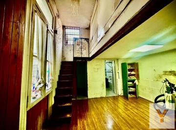 Casa · 75m² · 6 Ambientes · PH en Venta - 2 Dorm. 2 Baños - Villa Crespo