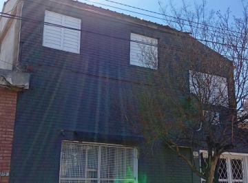 Casa · 230m² · 8 Ambientes · Venta Casa 4 Dorm. Parque San Vicente Cba