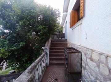 Casa · 214m² · 4 Ambientes · 1 Cochera · Venta Casa a Refaccionar Rio Ceballos Cordoba