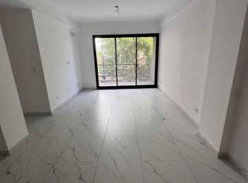 Departamento · 67m² · 3 Ambientes · Venta Depto 3 Amb Barracas Balcon con Parrilla