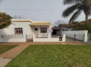 Casa · 135m² · 3 Ambientes · 1 Cochera · Venta Casa 3 Amb en Tortuguitas Apta Crédito