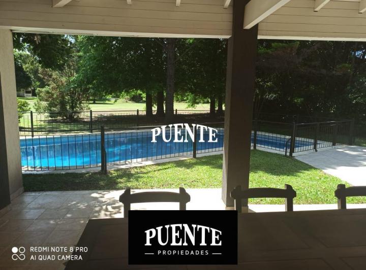 Casa · 280m² · 6 Ambientes · 1 Cochera