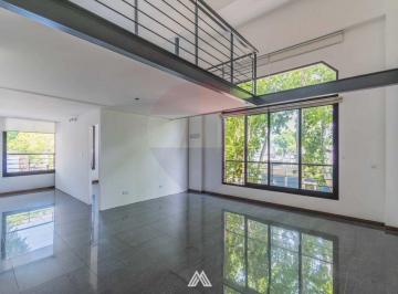 Departamento · 106m² · 3 Ambientes · 1 Cochera · Venta de Loft con Buenas Dimensiones en Buceo