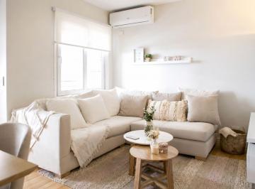 Departamento · 70m² · 2 Ambientes · 1 Cochera · Venta Depto Refaccionado C/ Cochera en Recoleta