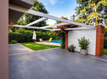 Casa · 142m² · 3 Ambientes · 1 Cochera · Casa en Venta en Sierra de Los Padres