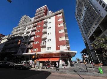 Departamento · 64m² · 3 Ambientes · Dpto 3 Amb en Venta en Centro Al Frente con Balcon