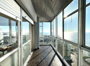 Departamento · 111m² · 4 Ambientes · 1 Cochera · 4 Ambientes + Dependencia y Vista a Mar C/cochera