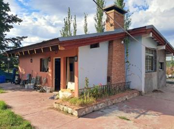 Casa · 90m² · 3 Ambientes · Venta Casa con Amplio Terreno - Alvarez Condarco