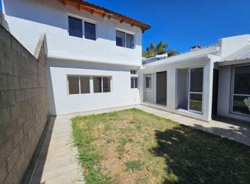 PH · 80m² · 4 Ambientes · Venta PH 4 Ambientes Villa Luzuriaga con Patio