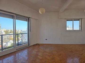 Departamento de 1 ambiente, Floresta · Venta Monoambiente Divisible Floresta Luminoso