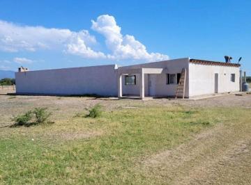 Casa · 70m² · 2 Ambientes · 1 Cochera · Se Vende Casa Rural Capayan Nueva Coneta