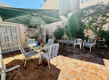 Casa · 88m² · 3 Ambientes · 1 Cochera · Venta Wilde Casa C/cochera, Patio y Jardín. Permuta